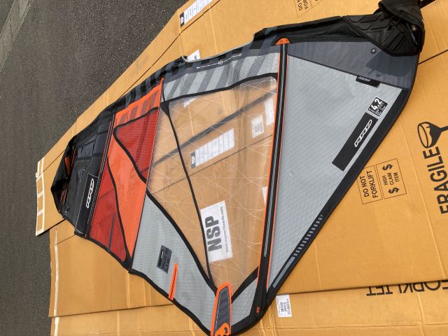 2024 RRD (USED) Y29 VOGUE HD 4.2 Black / Orange / Ｇrey