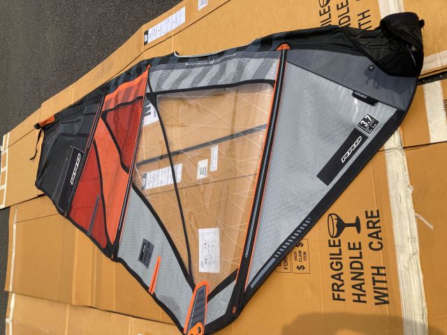 2024 RRD (USED) Y29 VOGUE HD 3.7 Black / Orange / Ｇrey